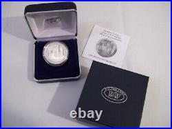 1 oz. 999 Silver President Trump Inauguration Commemorative Coin 2017 with Box