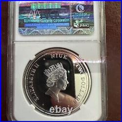 2013 Niue 50 Years of Spiderman Colorized 1 oz. 999 Fine Silver NGC PF70 Withbox 2013 Niue 50 Years of Spiderman Colorized 1 oz. 999 Fine Silver NGC PF70 Withbox