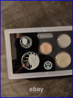 Beautiful hand Made Cherry Collector Box! With SILVER PROOF SET 250 Yrs
