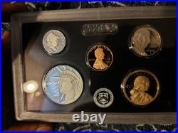 Beautiful hand Made Cherry Collector Box! With SILVER PROOF SET 250 Yrs