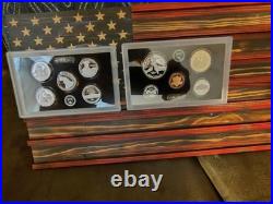 Beautiful hand Made Cherry Collector Box! With SILVER PROOF SET 250 Yrs