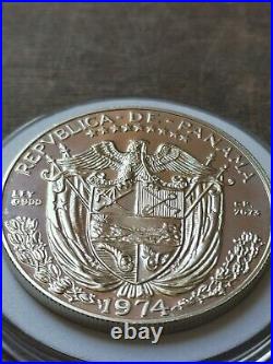 PR 1974 PANAMA BALBOA w HOLDER & Box Stuning Cameo Brilliant 900 Silver Proof PR 1974 PANAMA BALBOA w HOLDER & Box Stuning Cameo Brilliant 900 Silver Proof