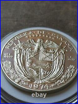 PR 1974 PANAMA BALBOA w HOLDER & Box Stuning Cameo Brilliant 900 Silver Proof PR 1974 PANAMA BALBOA w HOLDER & Box Stuning Cameo Brilliant 900 Silver Proof